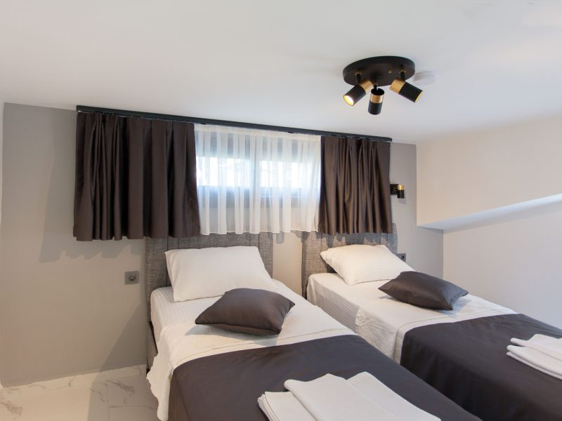 Cesur Villa1 Attic Room1