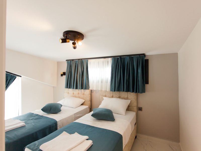 Cesur Villa2 Attic Room2